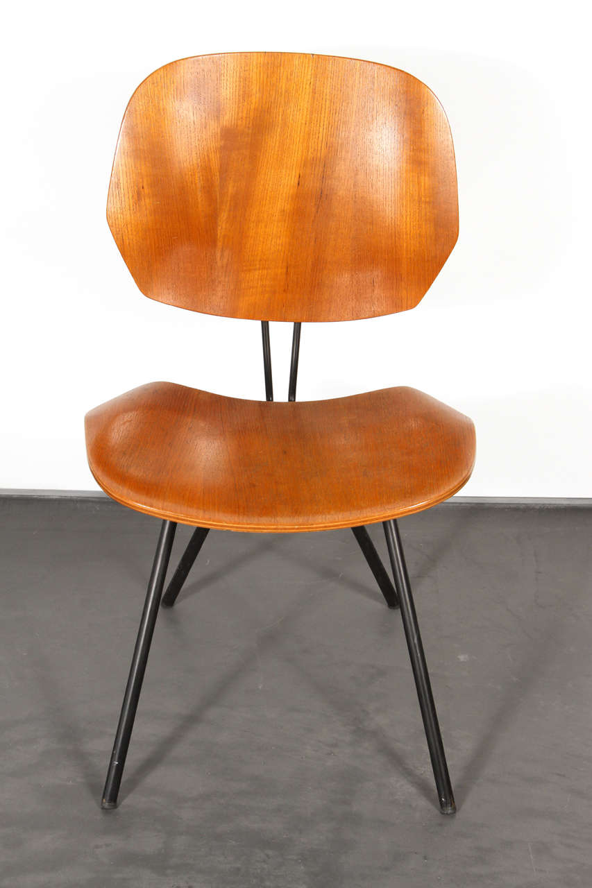 Set of Four Osvaldo Borsani Chairs For Sale 2